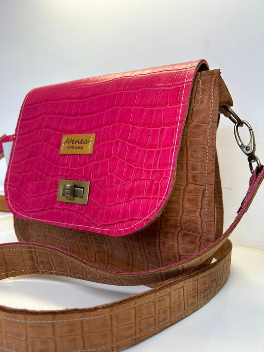 Bandolera Selene Crocco Fucsia