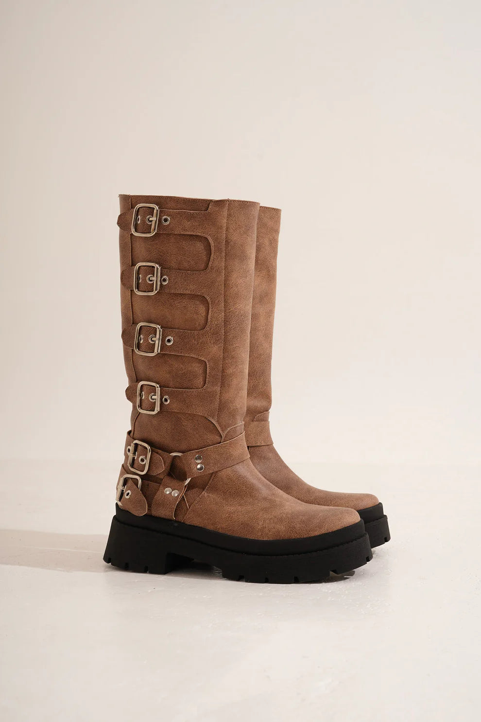 Botas biker boots WOLF suela