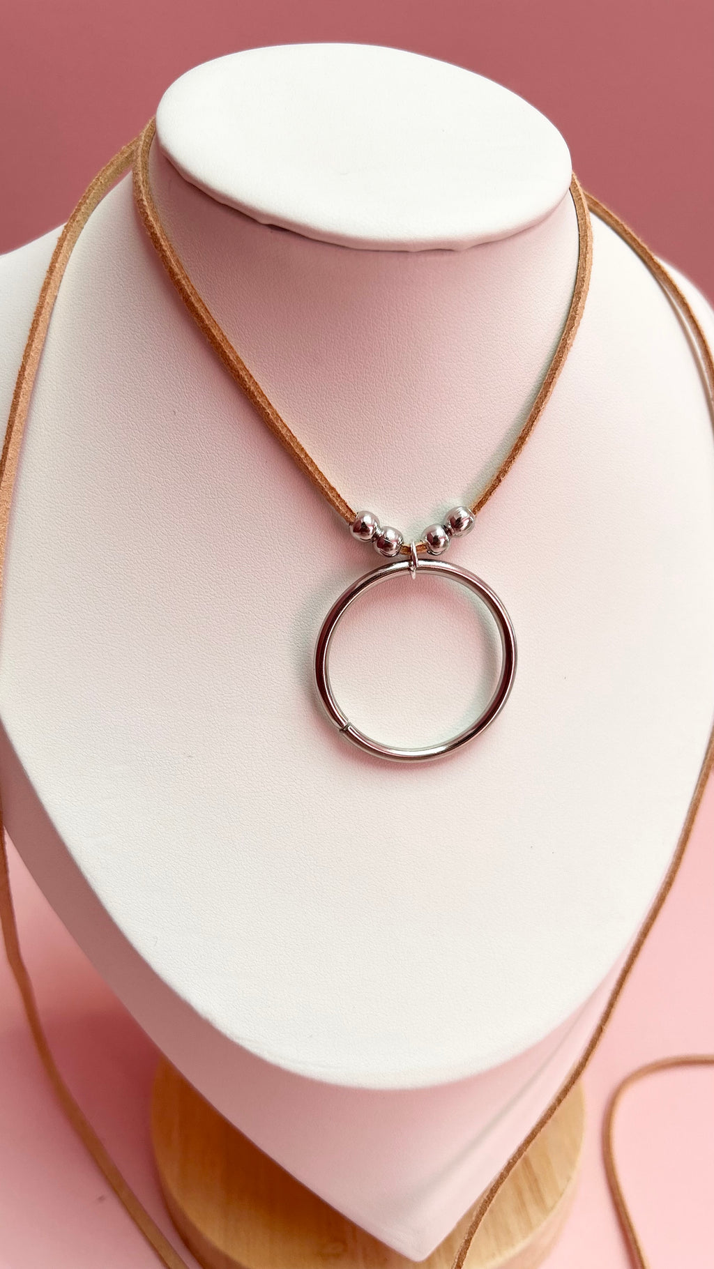 Choker Ágatha